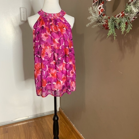 AA Tops - AA FLORAL TUNIC WITH BEADED COLLAR SIZE SMALL